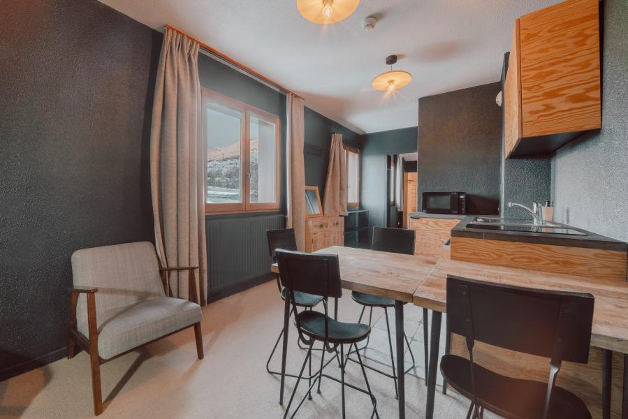 Alpeen Hotel