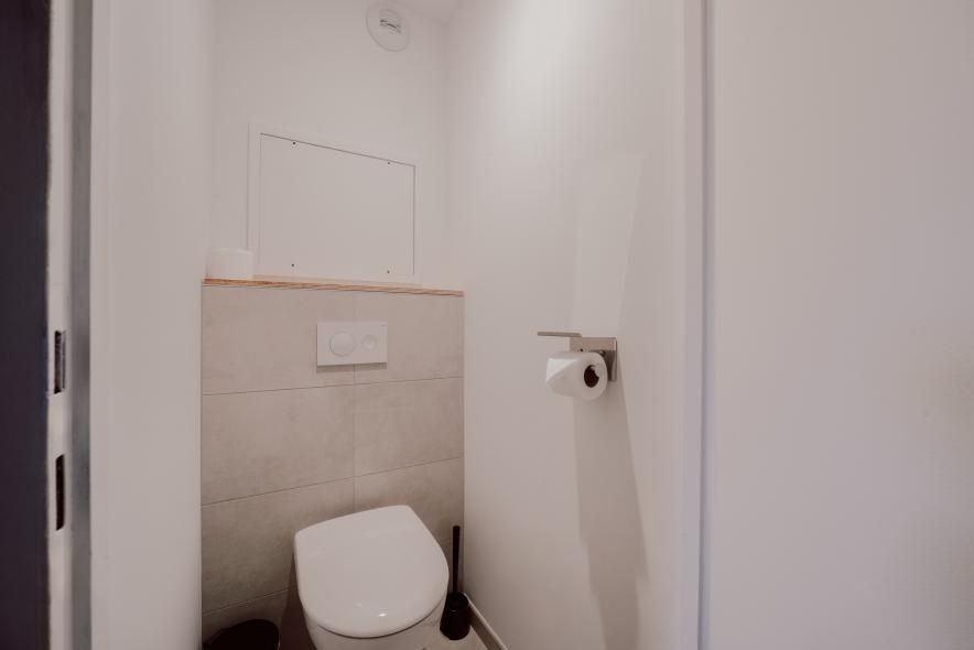 Alpeen Hotel