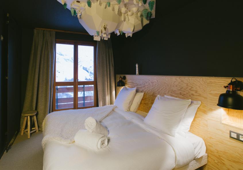 Alpeen Hotel